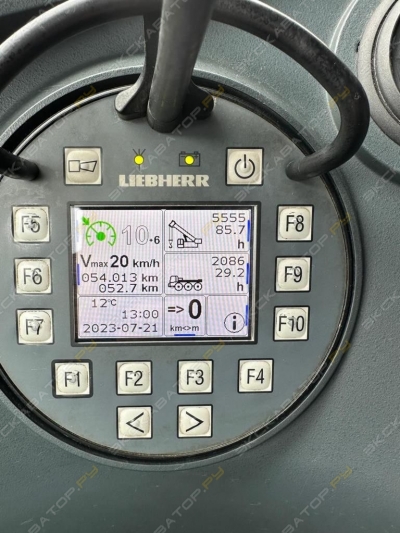 Liebherr LTM 1300-6.2 [4]