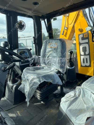 JCB 3CX [3]