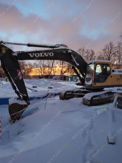 Volvo EC290B LC [2]