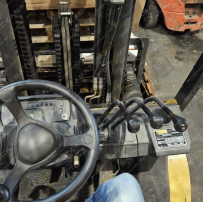 Caterpillar DP30NT [1]