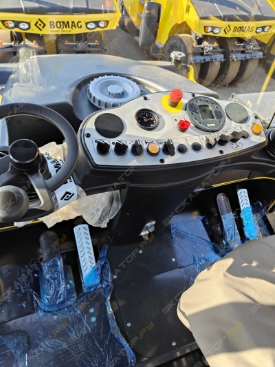 Bomag BW 24 RH [3]