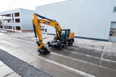 Sany SY215W [2]