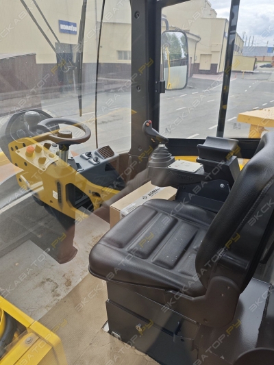 Bomag BW 222 D-5 [4]