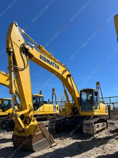 Komatsu PC300-8M0 [1]