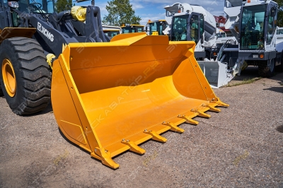 XCMG ZL50FV [6]