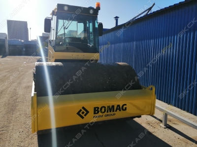 Bomag BW 211 D-40 [2]