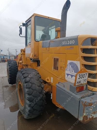 Komatsu WA380-3 [2]