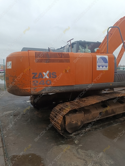 Hitachi ZX240-5G [4]
