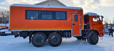 КамАЗ 4240 на шасси КамАЗ-43118 [1]