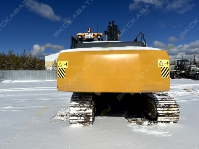 John Deere E210 LC [4]