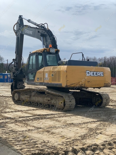 John Deere E240 LC [3]