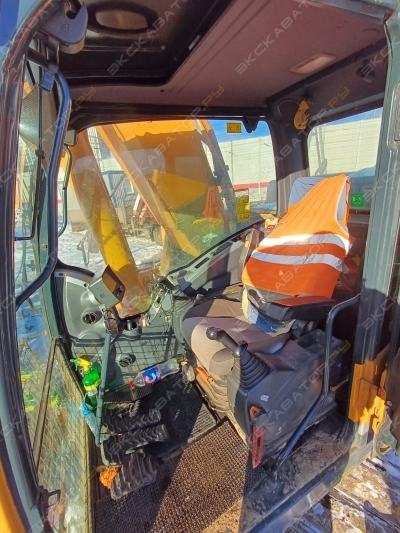 Hyundai R 300LC-9S [4]