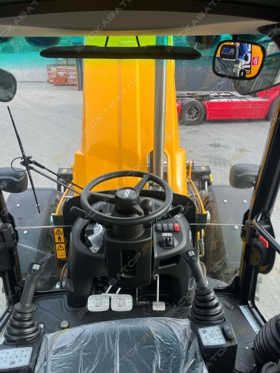 JCB 4CX SM [0]