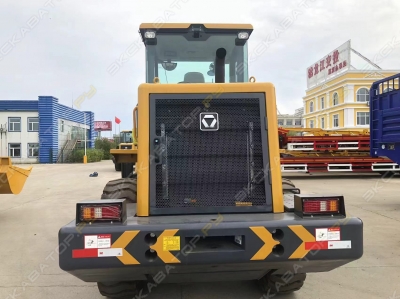 XCMG ZL30FV [2]