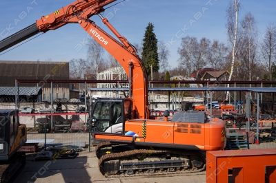 Hitachi ZX330-5A [1]
