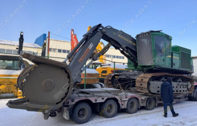 John Deere 903M [0]