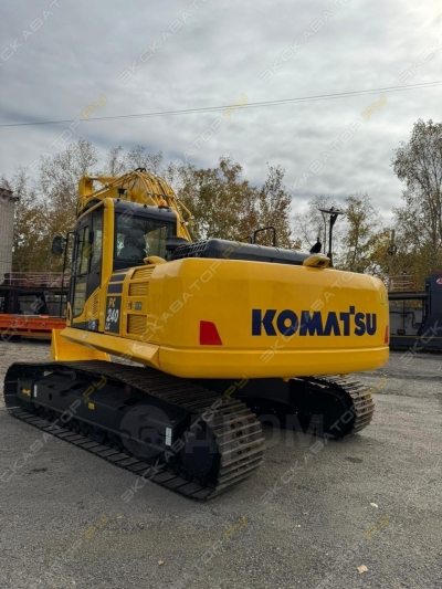 Komatsu PC240 [2]