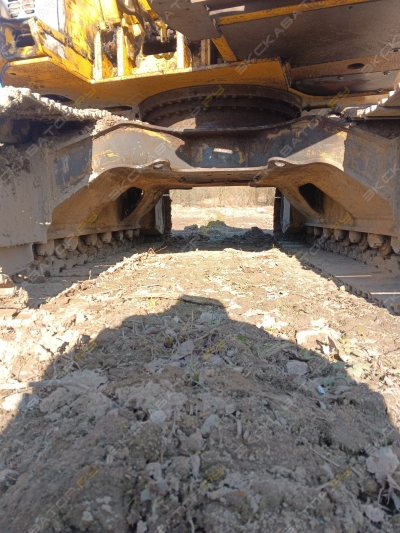 New Holland E135BSR [2]