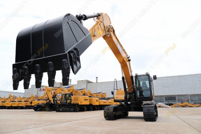 Sany SY215C [1]