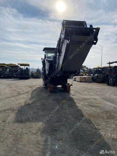 Wirtgen W 200 F [2]
