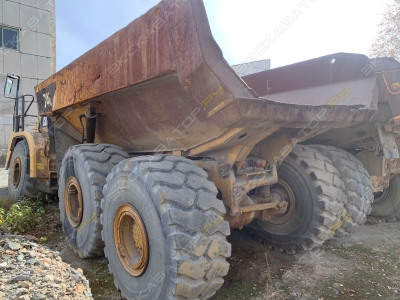 Caterpillar 740 [2]