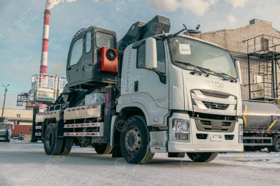 Isuzu Giga (автогидроподъемник) [2]
