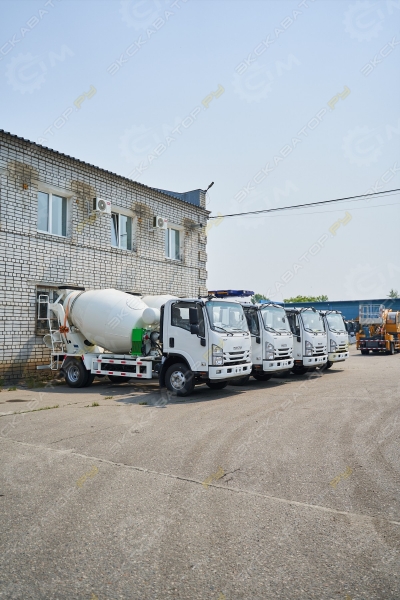 Isuzu P700 [2]