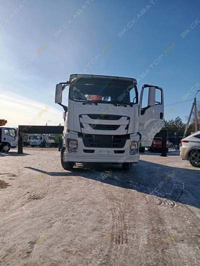 Isuzu Giga [1]