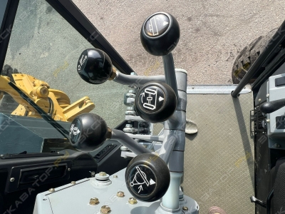 SEM 922AWD [2]