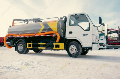 Isuzu 5 куб.м на шасси NQR90 [0]