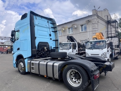 Shacman SX4188YY381 [2]