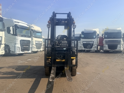 Komatsu FG15T-20 [1]