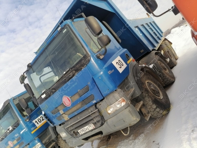 Tatra T-158-8P5R46 8x8.1R [2]