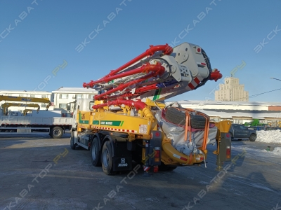 XCMG HB37A [2]