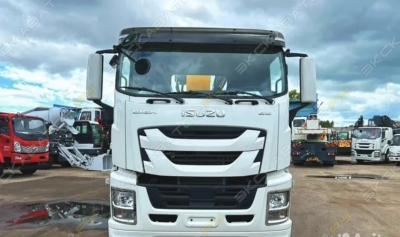 Isuzu Giga [4]