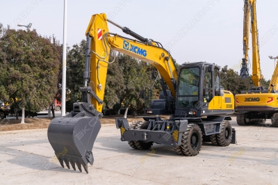 XCMG XE150WD [4]