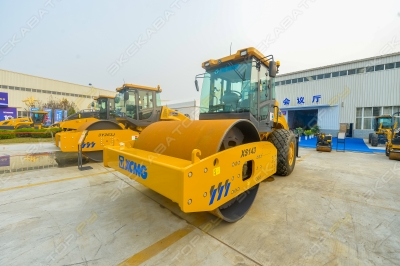 XCMG XS143 [1]