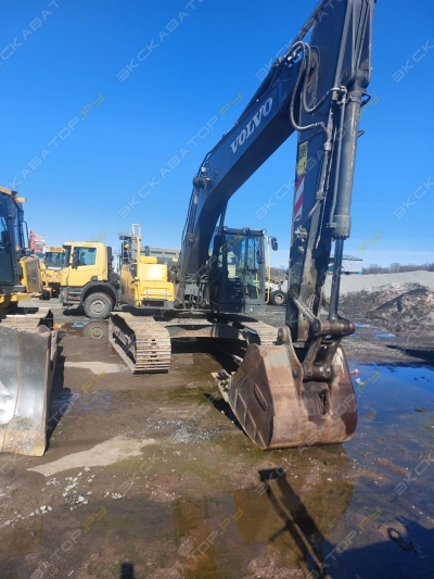 Volvo EC220DL [1]
