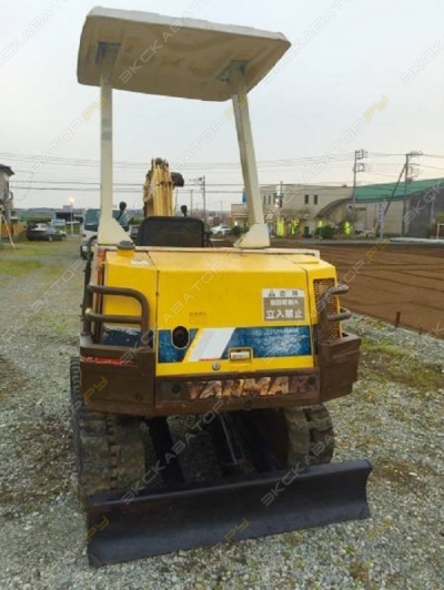 Yanmar B22 [2]