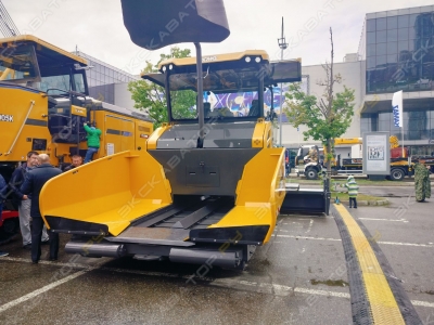 XCMG RP805S [1]