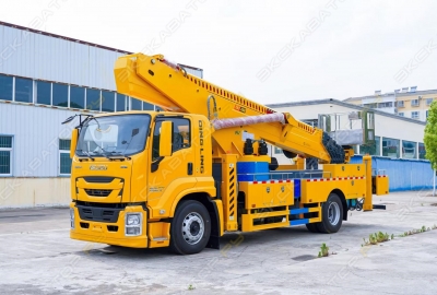 Isuzu Giga (автогидроподъемник) [0]