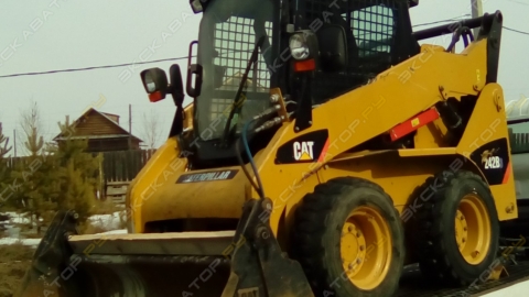 CATERPILLAR 242 B